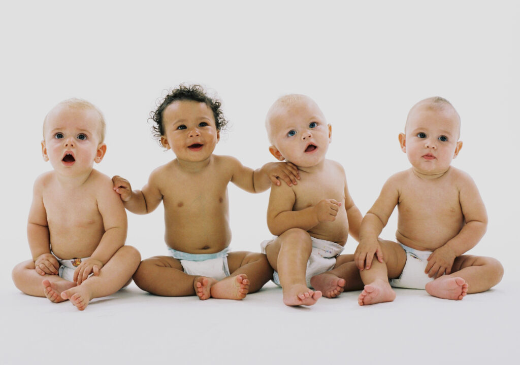 رشد اجتماعی نوزاد از تولد تا یک سالگی و تقویت آن