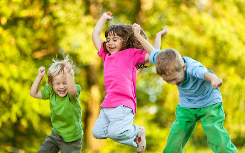 تقویت عزت نفس در بازی با کودک