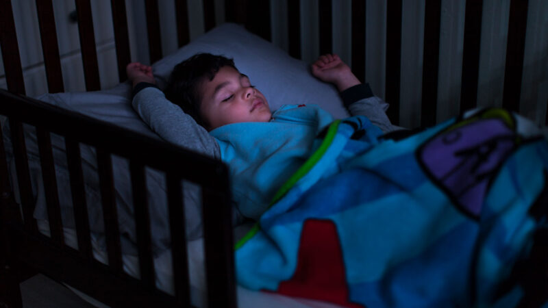 ضرورت برنامه خواب منظم کودکان